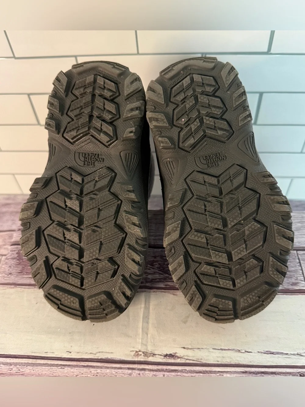 The North Face Alpenglow IV Winter ❄️ Boots Kids Size 12